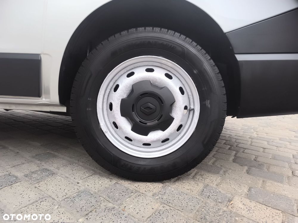 Renault trafic - 18