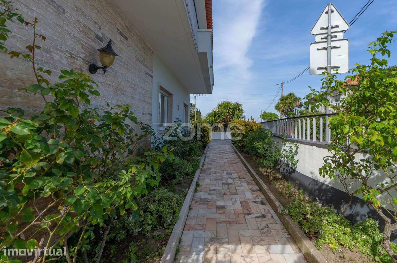 Terreno com 3.100 m² em Algueirão com moradia T3 | Sintra - Grande imagem: 5/48