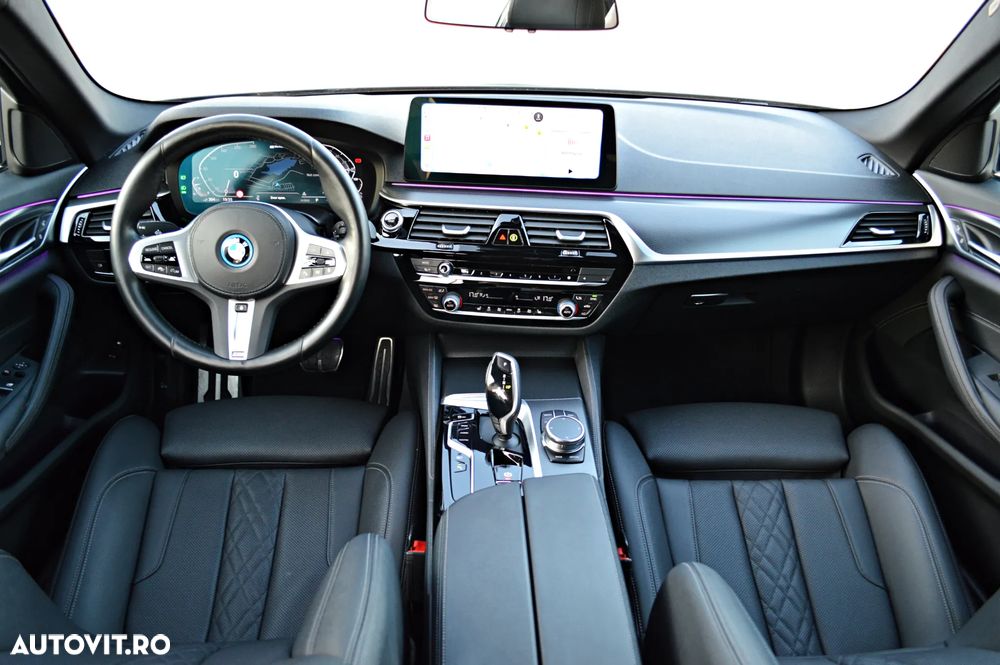 BMW Seria 5 530e Aut. - 11