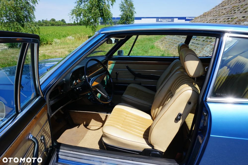 Audi 100 - 17