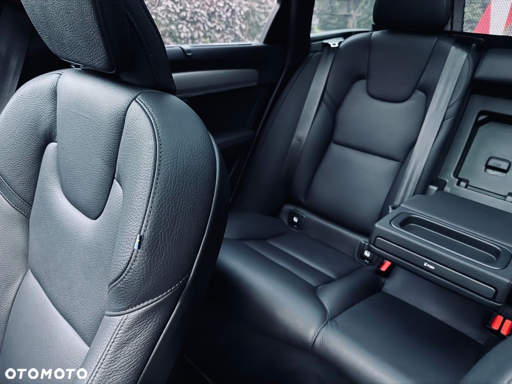 Volvo V90 T8 Recharge AWD Geartronic Inscription - 24