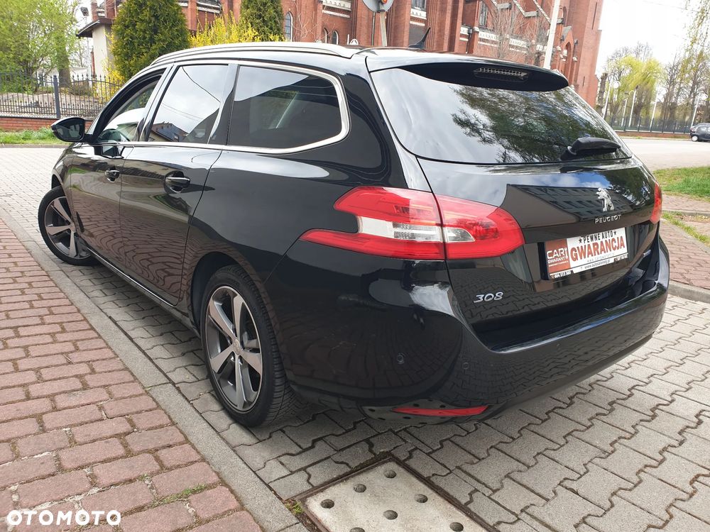 Peugeot 308 2.0 BlueHDi Allure S&S - 19