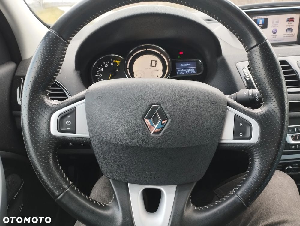 Renault Megane ENERGY TCe 115 Start & Stop Bose Edition - 26