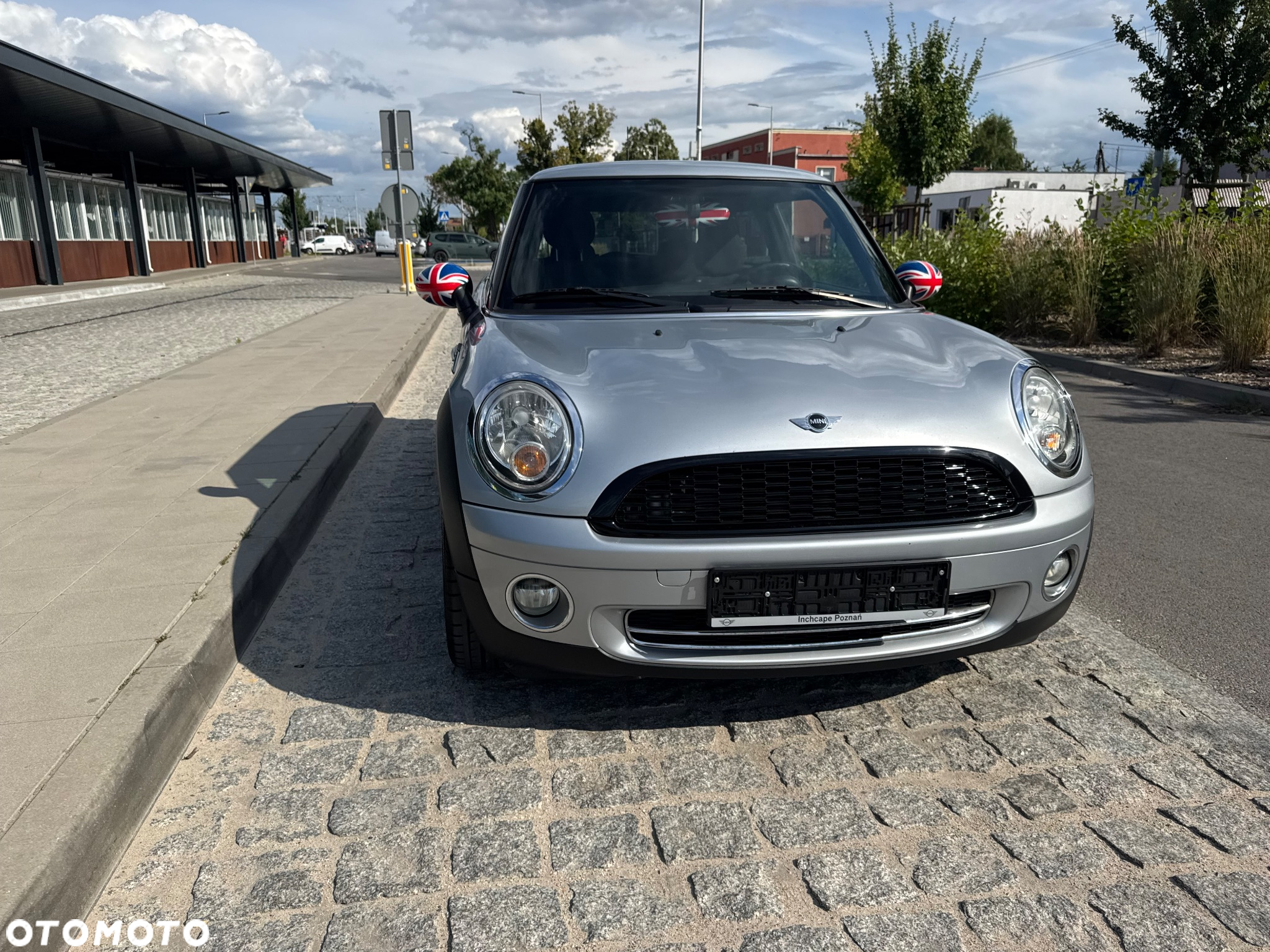 MINI ONE Standard - 15