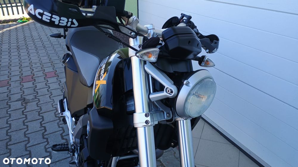 BMW G - 22