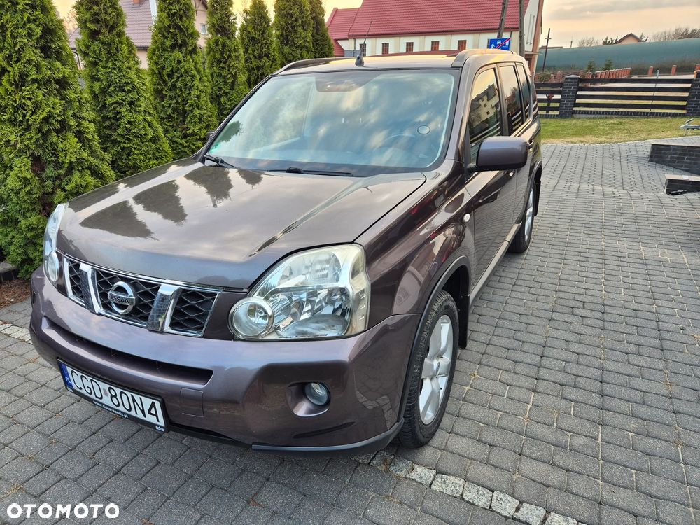Nissan X-Trail 2.0 dCi 4x4 DPF LE - 1