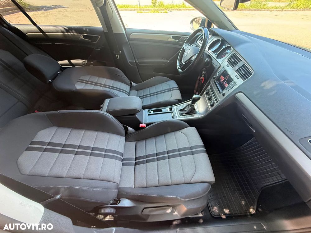 Volkswagen Golf 1.6 TDI DPF BMT DSG Trendline - 11