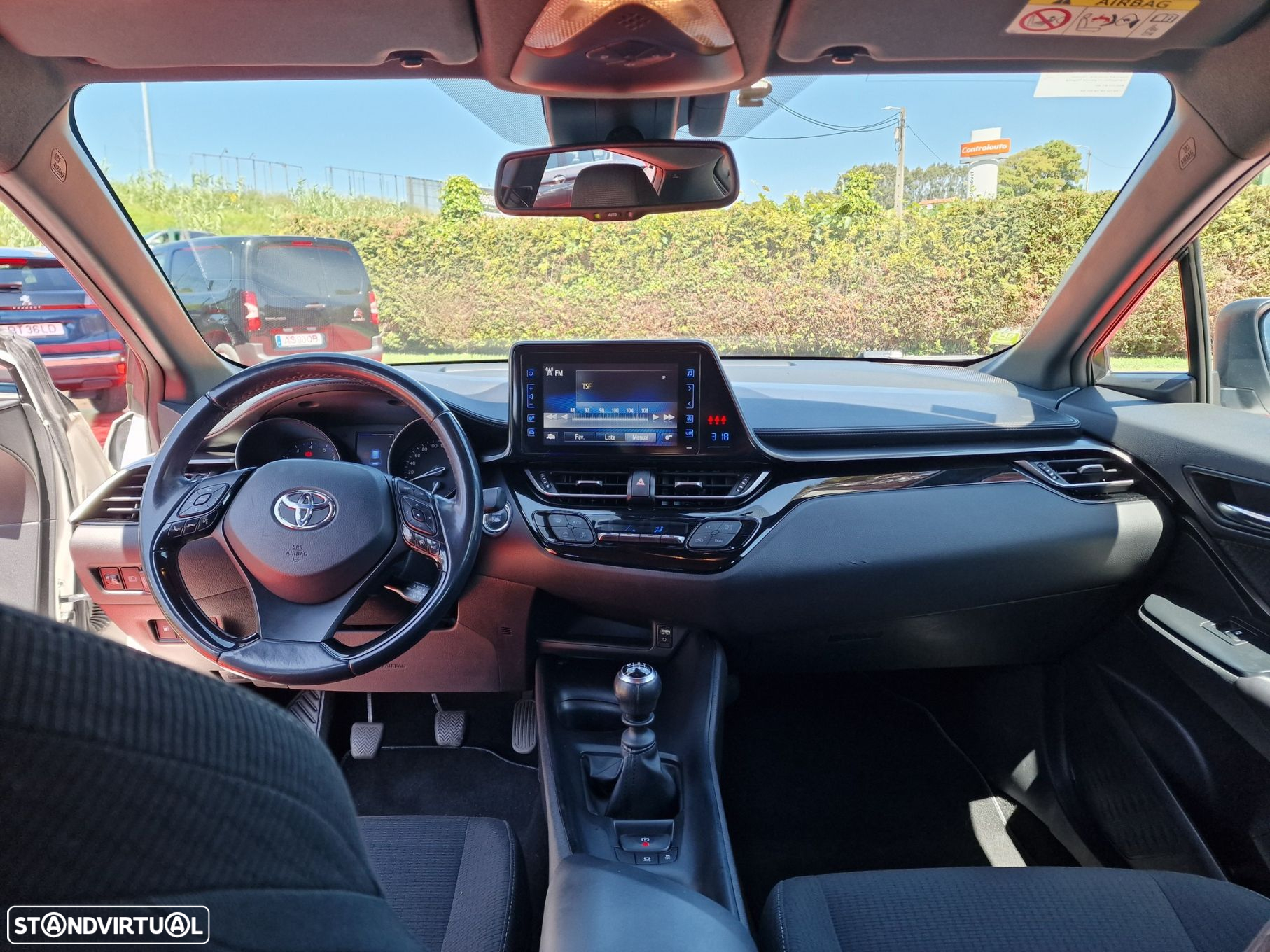 Toyota C-HR 1.2T Active - 12