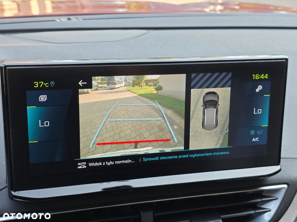 Peugeot 3008 1.6 PureTech HYbrid4 GT S&S EAT8 - 28