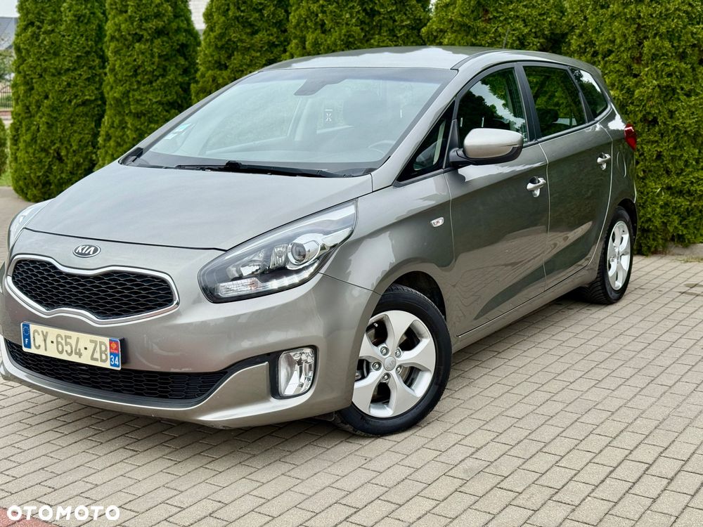 Kia Carens 1.7 CRDi 115 Fifa World Cup Edition