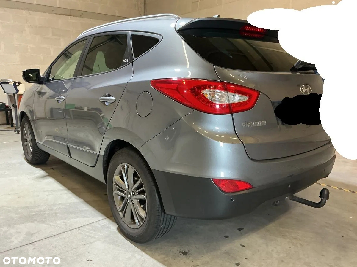 Hyundai ix35 1.6 2WD Fifa World Cup Edition - 4
