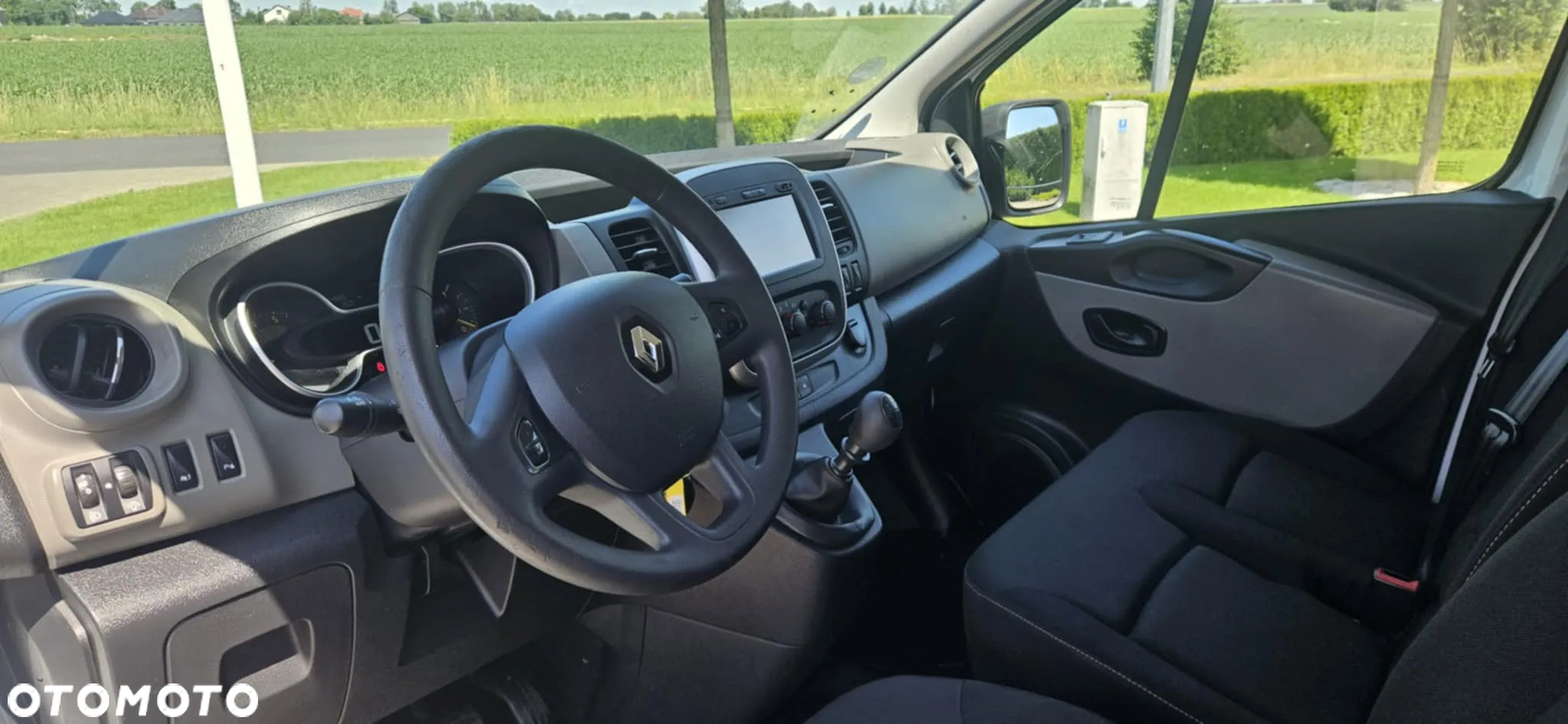 Renault Trafic - 26
