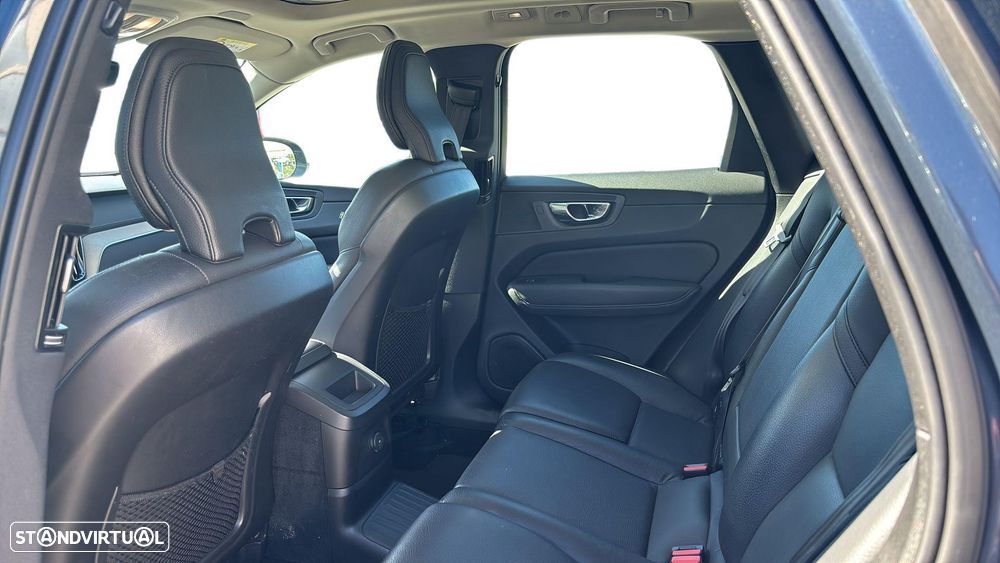 Volvo XC 60 2.0 T6 PHEV Inscription AWD - 7