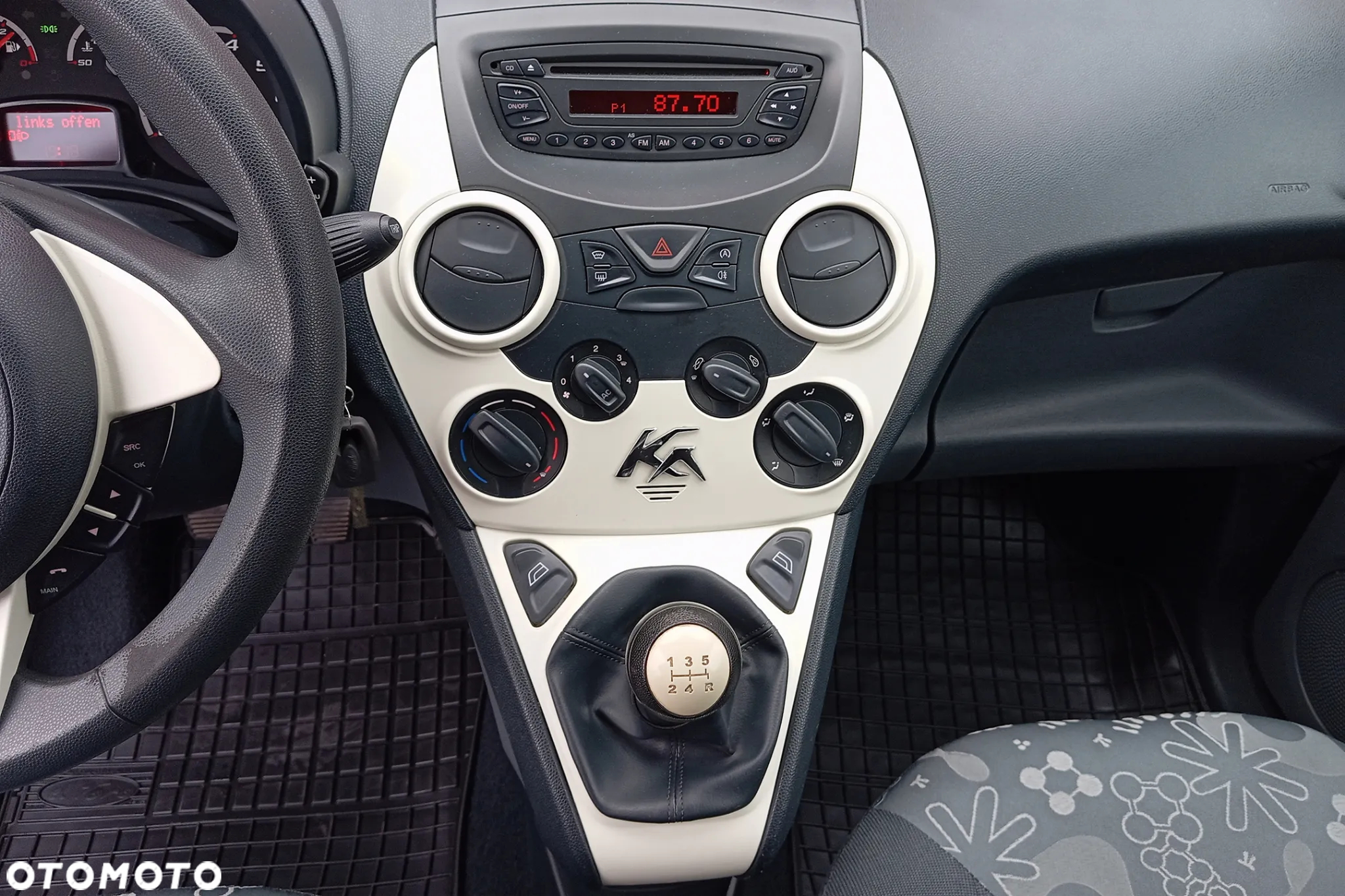 Ford KA - 23