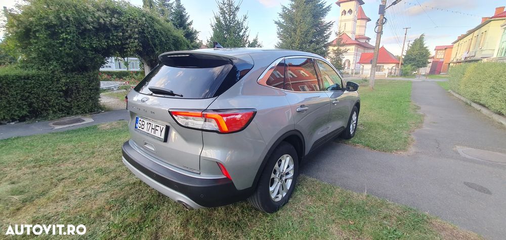 Ford Kuga 1.5 EcoBoost 2x4 Titanium - 9