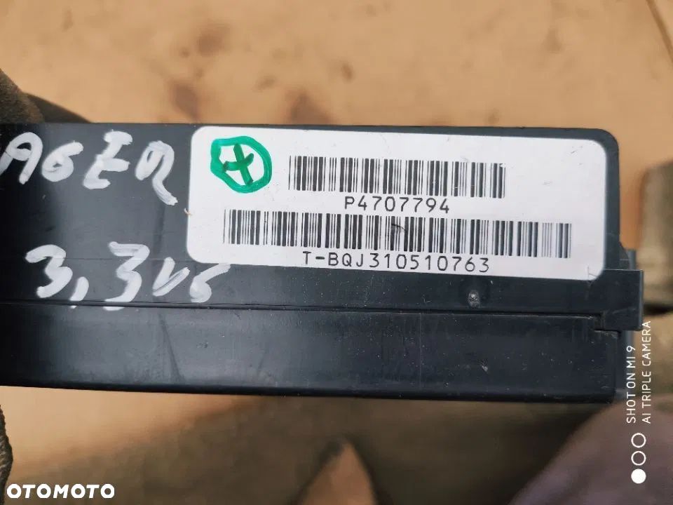 skrzynka elektryczna bezpiecznikÓw przekaźników chrysler voyager ii - 12