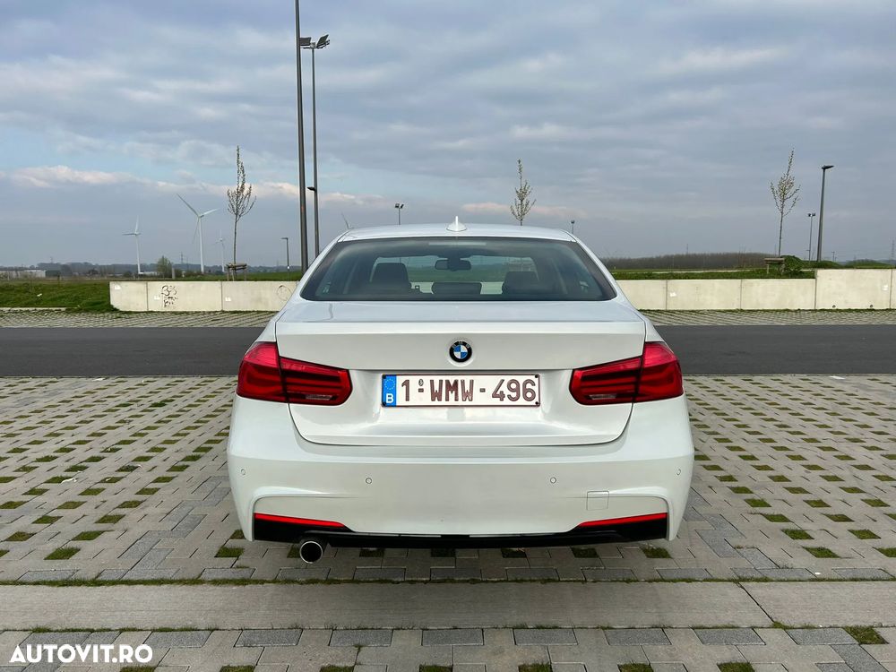 BMW Seria 3 318i Aut. M Sport - 8