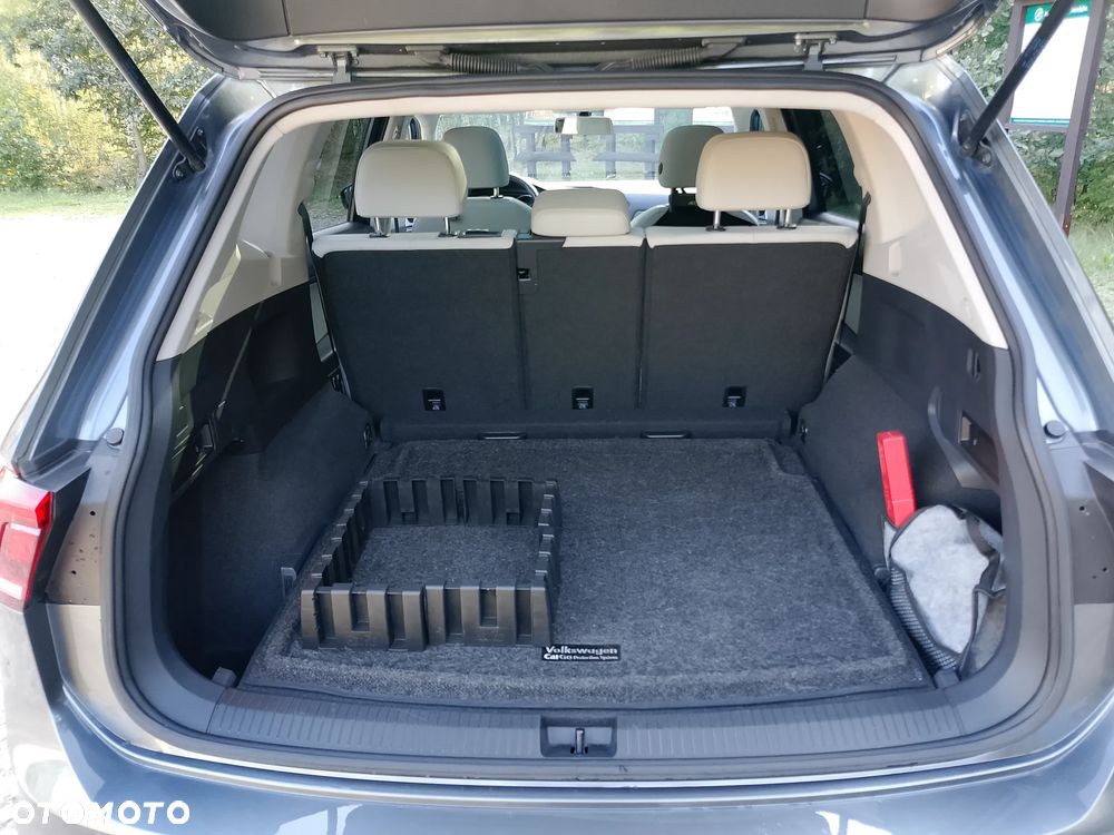 Volkswagen Tiguan Allspace - 19