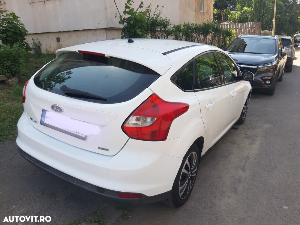 Ford Focus - 1