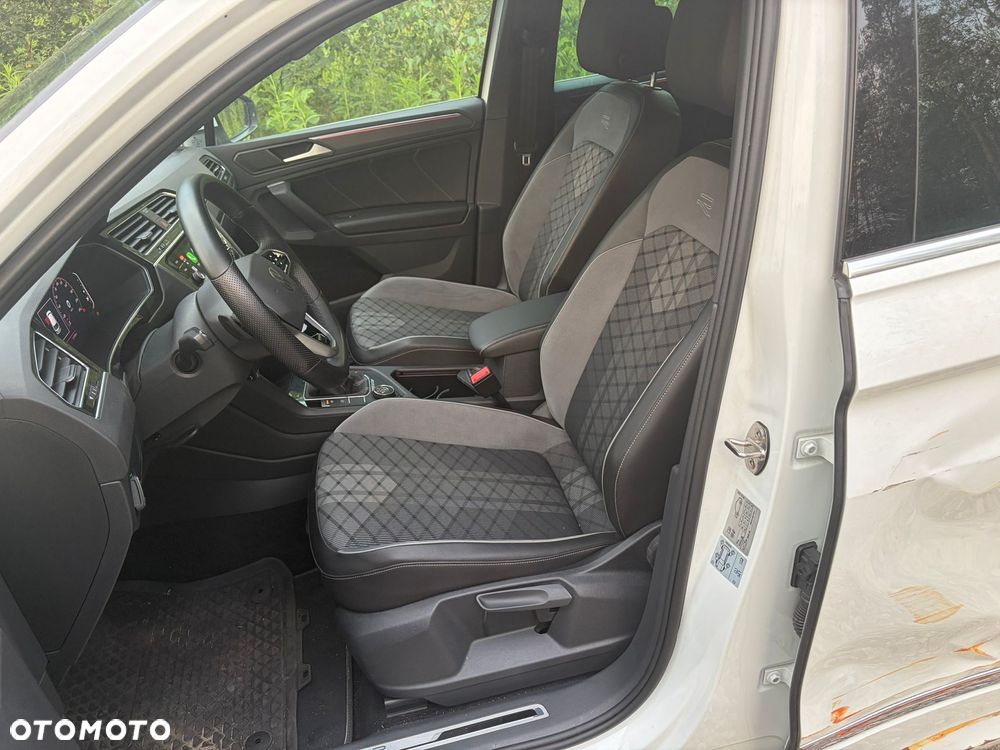 Volkswagen Tiguan 2.0 TDI SCR 4Mot R-Line DSG - 38
