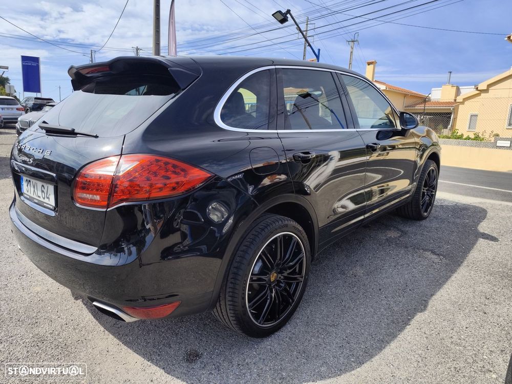 Porsche Cayenne - 10