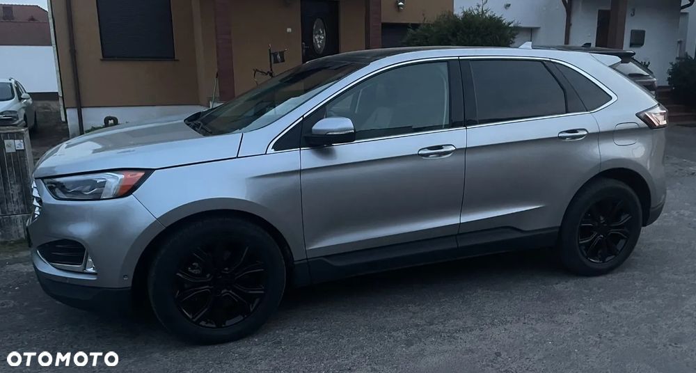 Ford Edge - 2