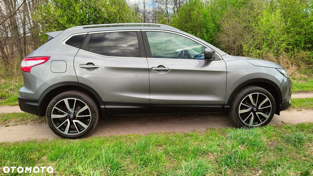 Nissan Qashqai 1.6 DCi Xtronic N-Connecta - 1