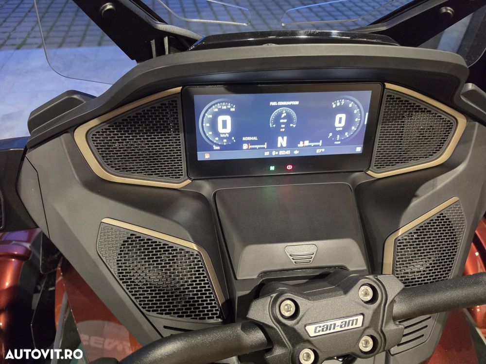 Can-Am Spyder - 3