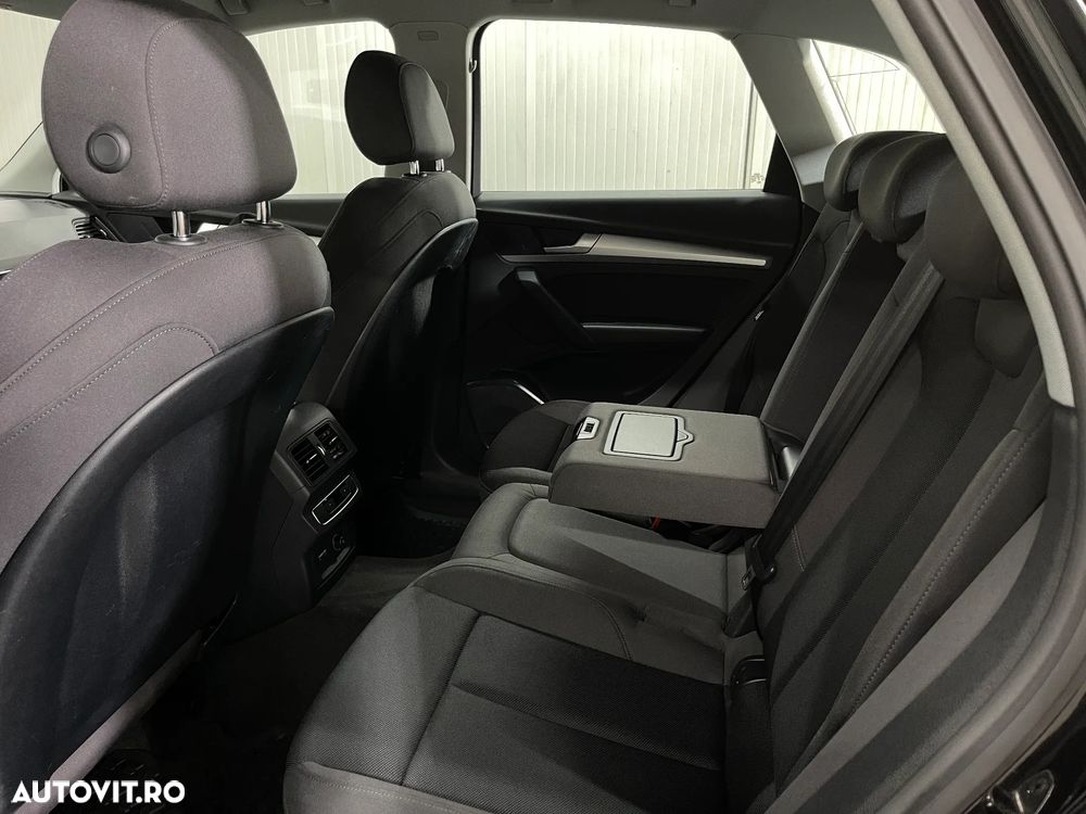 Audi Q5 40 TDI quattro S tronic MHEV Advanced - 12