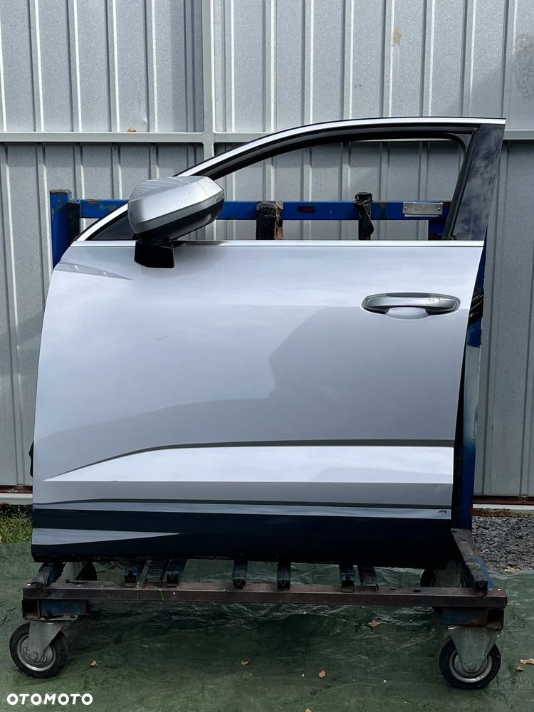 DRZWI AUDI Q3 83A 83F SPORTBACK LX7W DRZWI LEWY PRZÓD !!