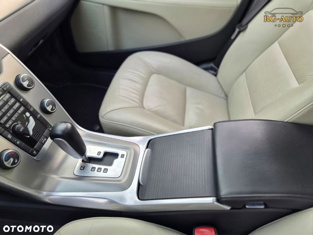 Volvo V70 - 40