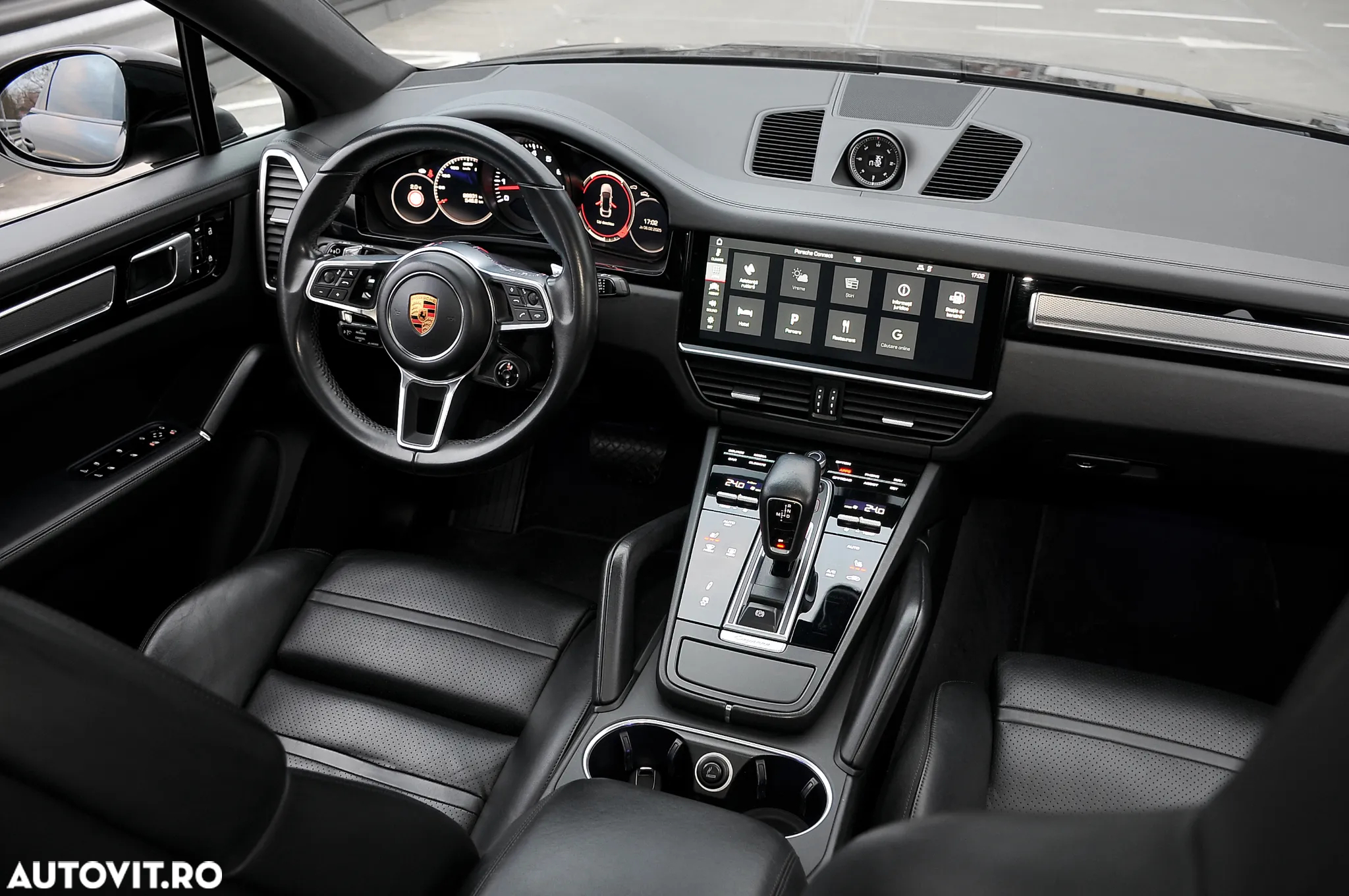 Porsche Cayenne Coupe Tiptronic S Platinum Edition - 4