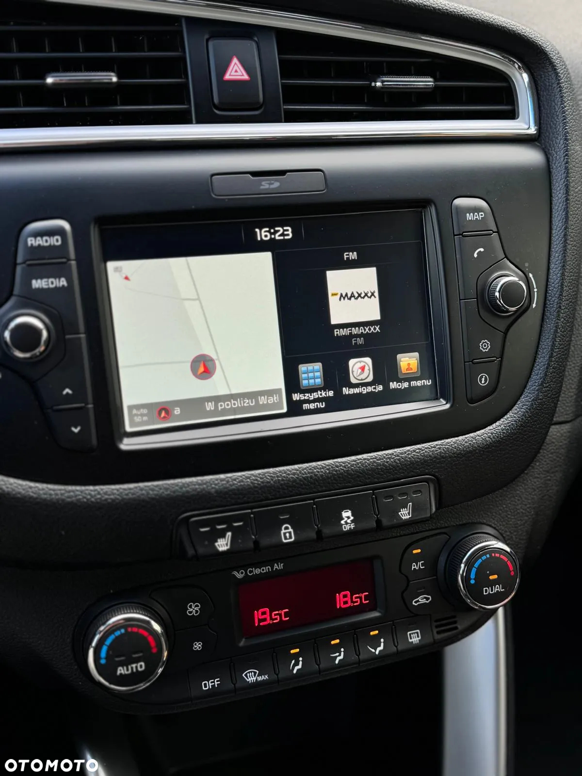 Kia Ceed 1.4 CVVT Dream Team Edition - 27