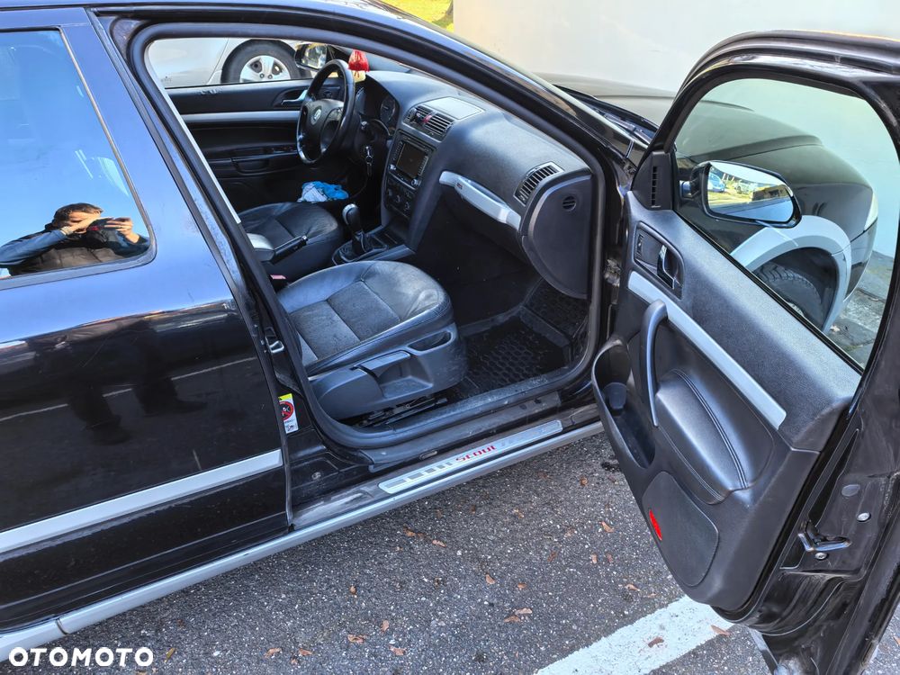 Skoda Octavia 2.0 TDI DPF 4x4 Laurin & Klement - 19