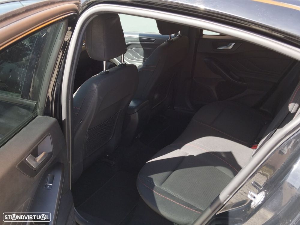 Ford Focus - 15