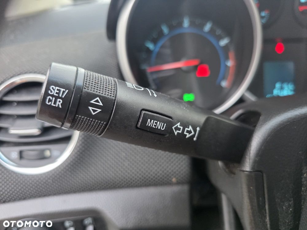 Chevrolet Cruze 1.6 LT+ - 5