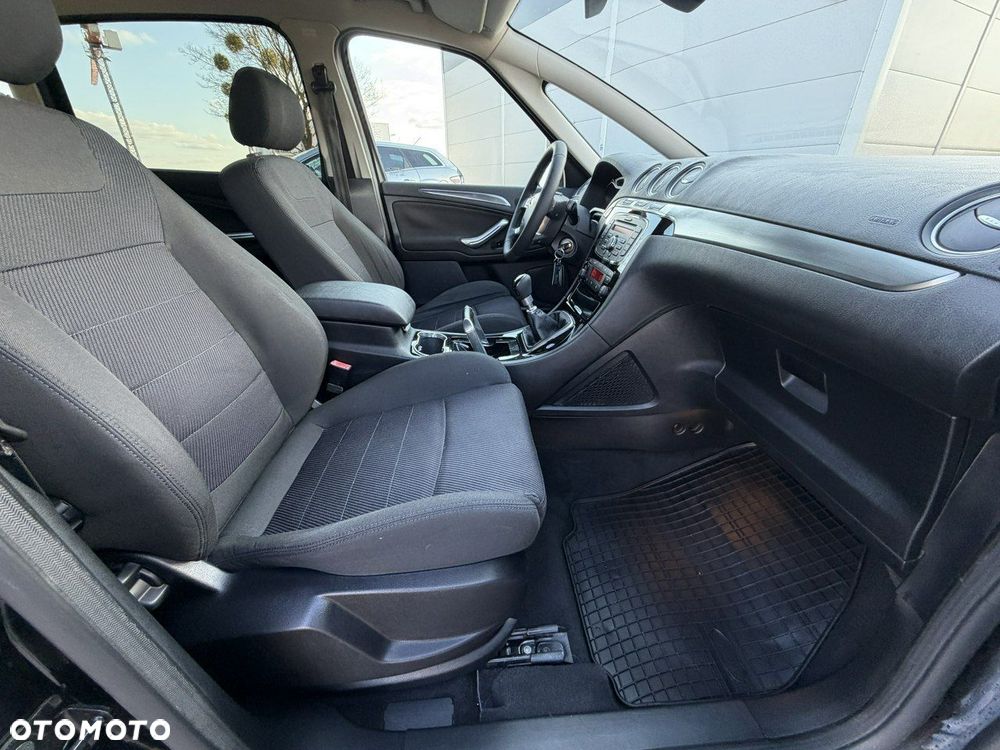 Ford S-Max 2.0 TDCi Titanium - 32