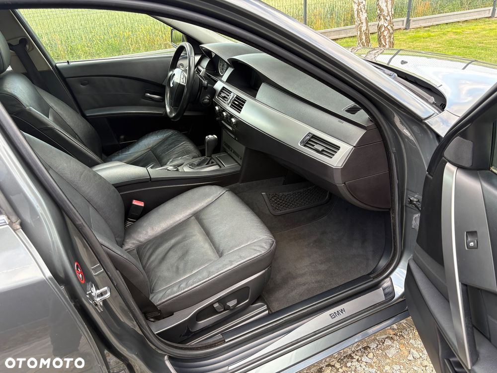 BMW Seria 5 - 16