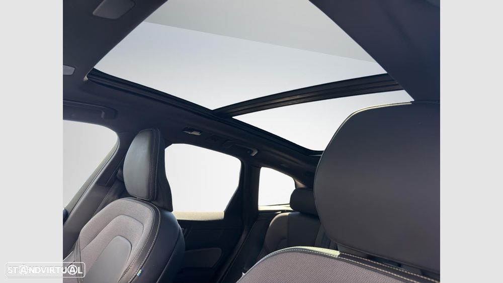 Volvo XC 60 2.0 T6 PHEV Black Edition AWD - 18