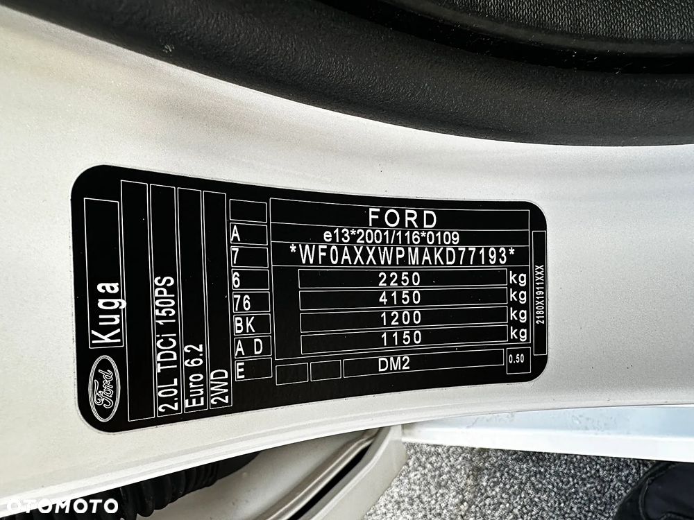 Ford Kuga - 31