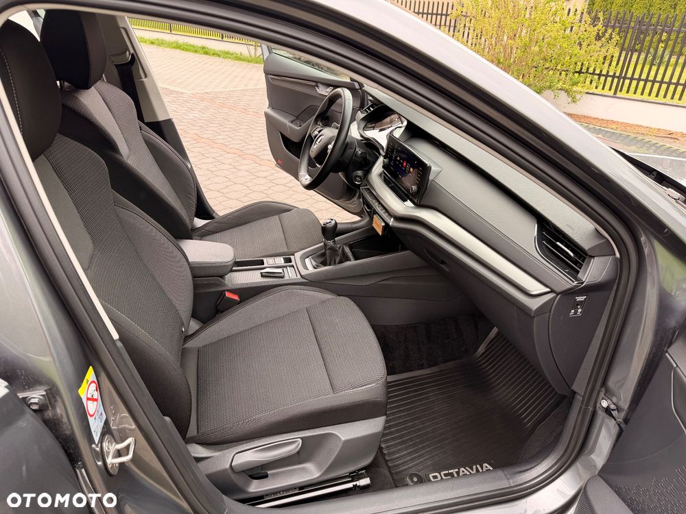 Skoda Octavia 1.5 TSI ACT Ambition - 27