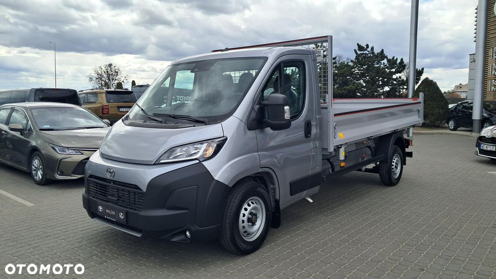 Toyota Proace Max - 12