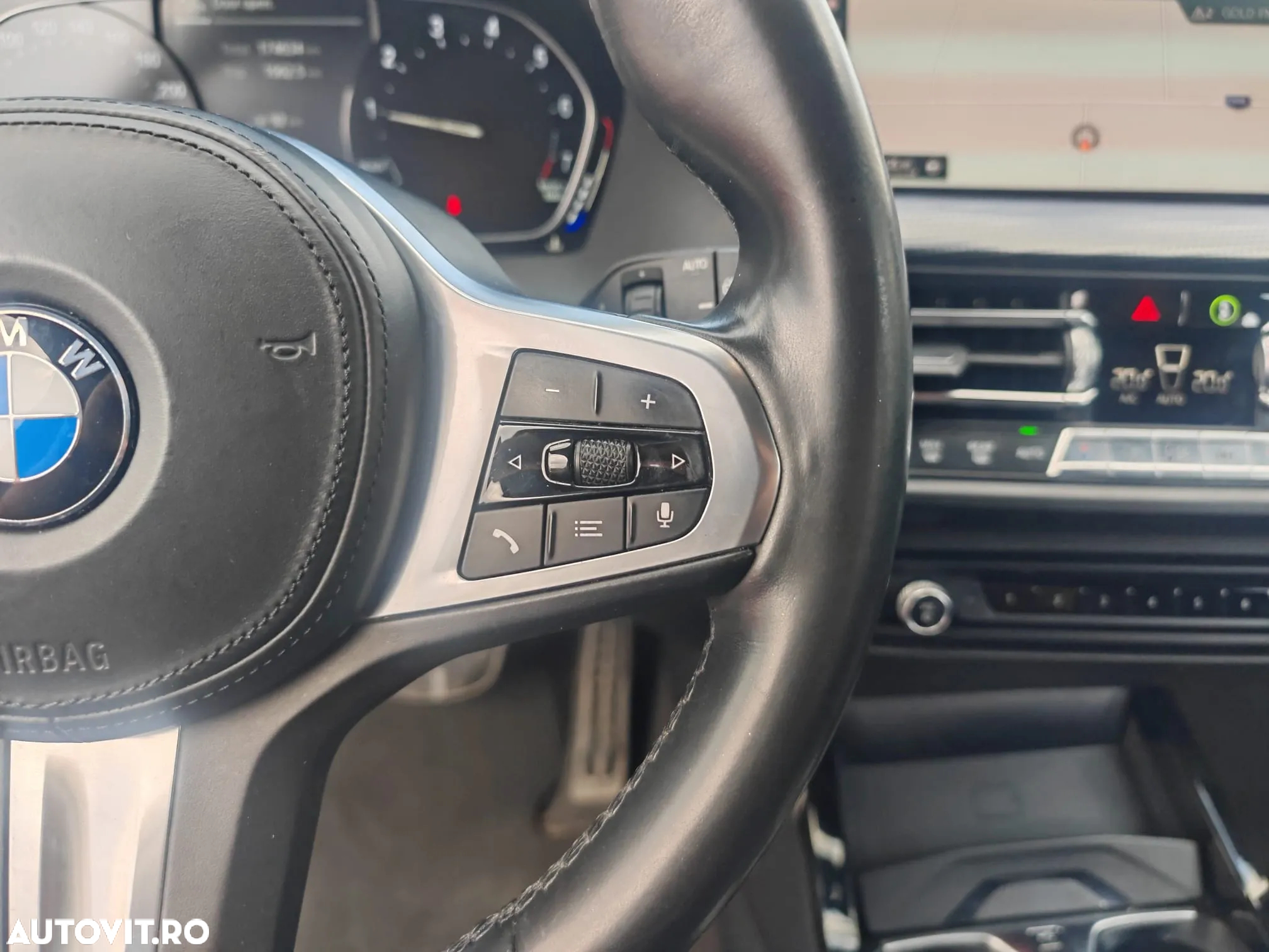 BMW Seria 1 118i Aut. M Sport - 27