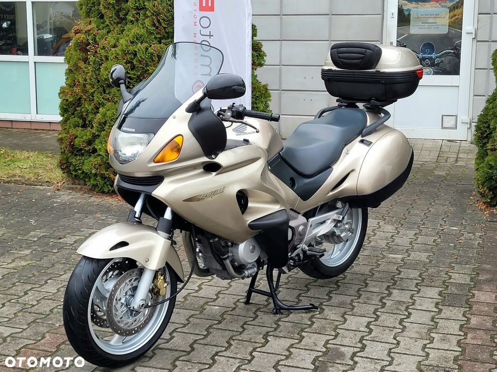 Honda Deauville - 16