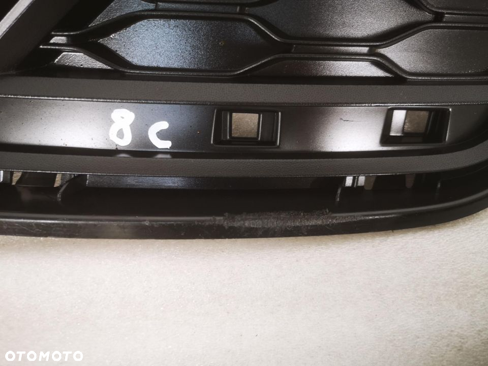 VW T-ROC TYŁ TYLNIA LEWA / PRAWA BOCZNA KRATKA NA PDC ORAZ BEZ PDC 2GA807246 C , 2GA807246C / 2GA807012 A , 2GA807012A / 2GA807246 / 2GA807245 / 2GA807245 C , 2GA807245C / 2GA807011 A , 2GA807011A NR AUKCJI 6S/8 - 7