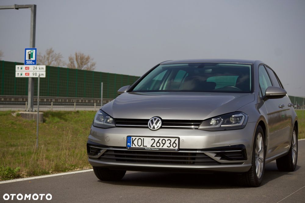 Volkswagen Golf 1.0 TSI BMT Comfortline - 2