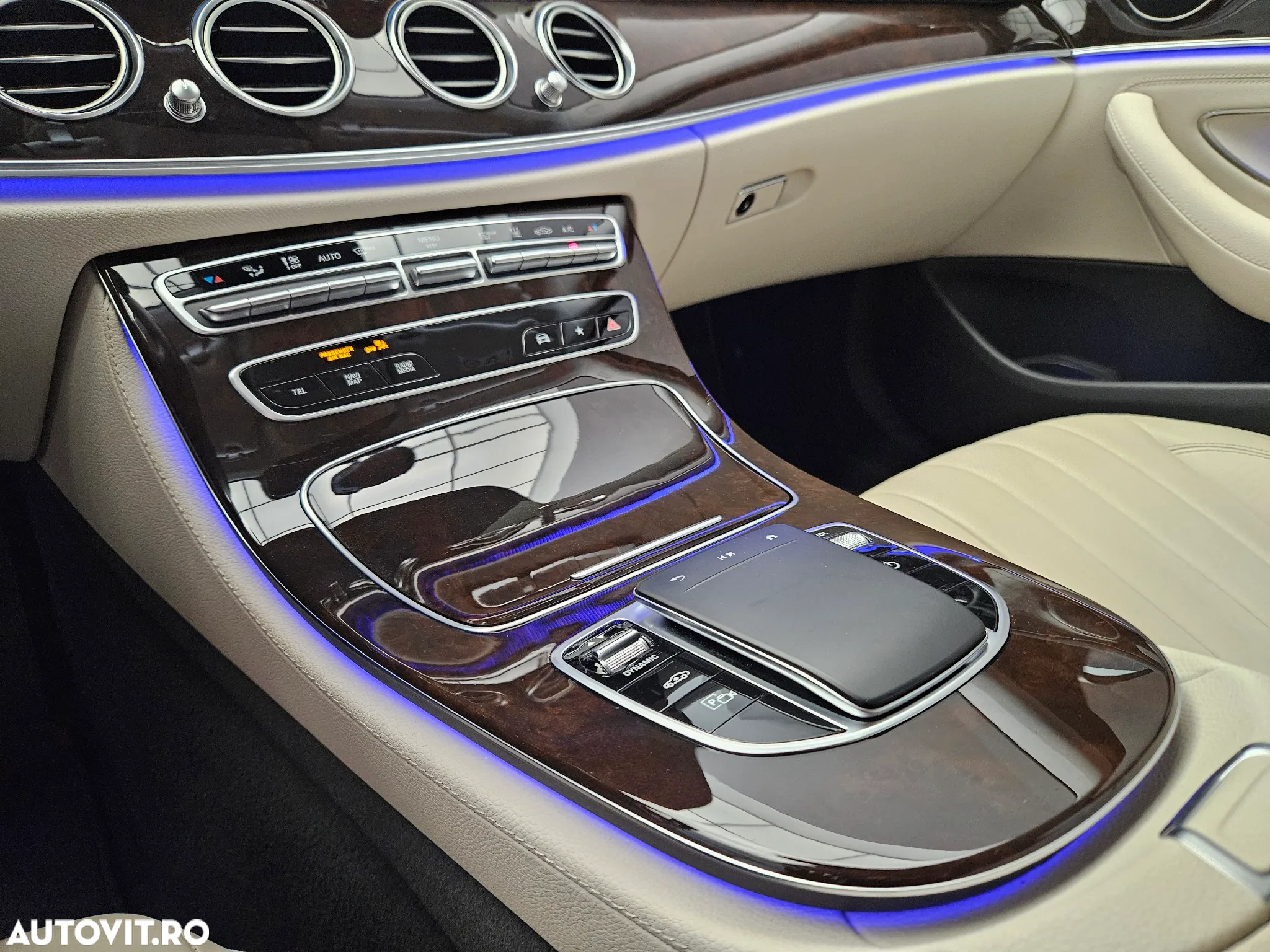 Mercedes-Benz E 300 de 4MATIC Aut. - 19