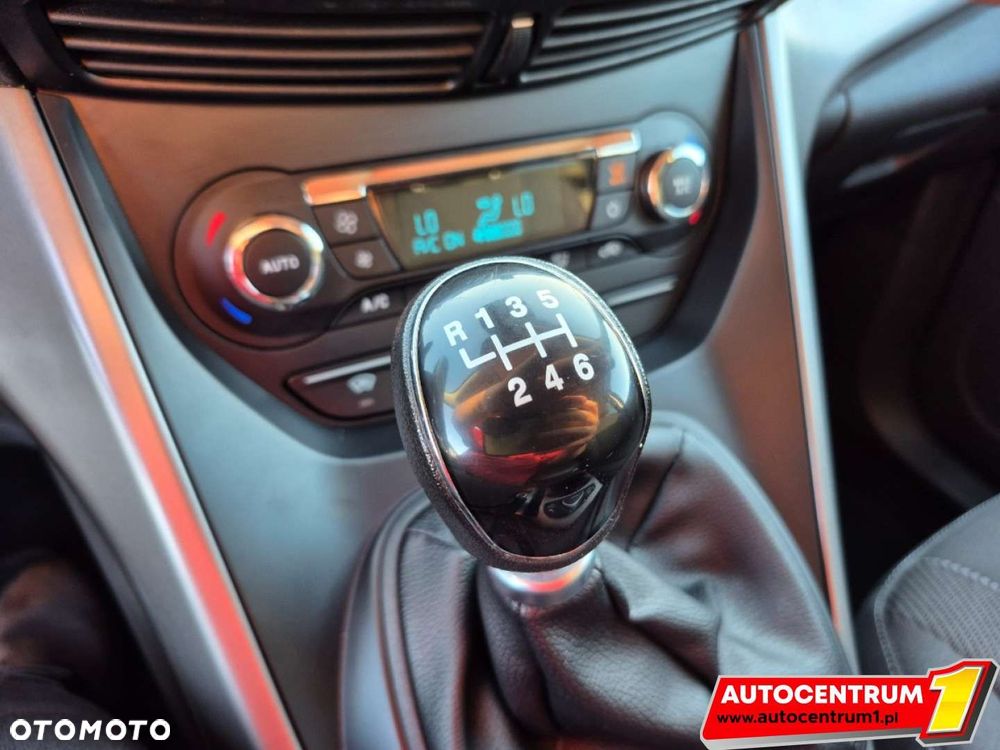 Ford Kuga - 28
