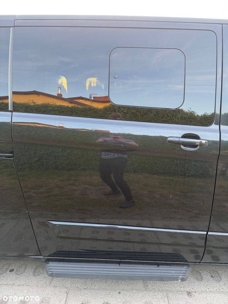 Ford Tourneo Custom 320 L2H1 VA Autm Titanium X - 32