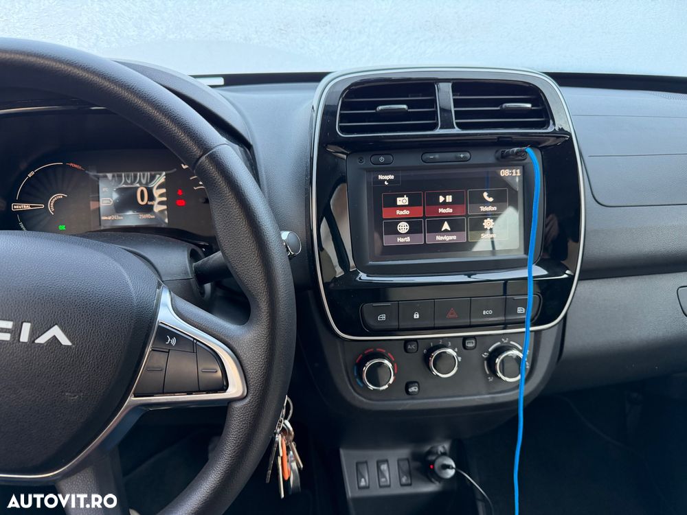 Dacia Spring Expression - 9